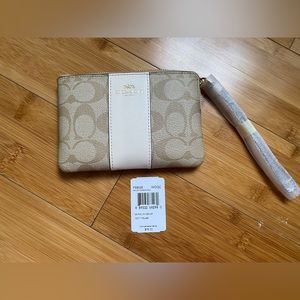 Coach wristlet Brand New!